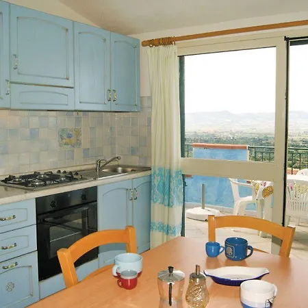Borgo Marino 1 *